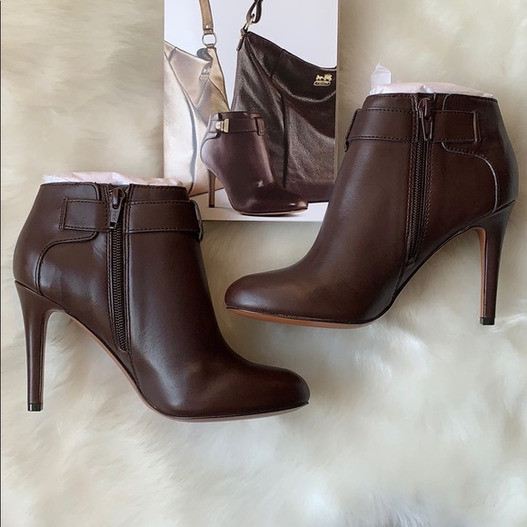 NWT COACH Soft Leather “TAN” Bootie - Picture 2 of 5